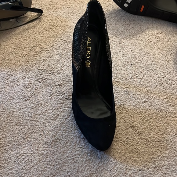 Aldo pumps - Picture 2 of 2